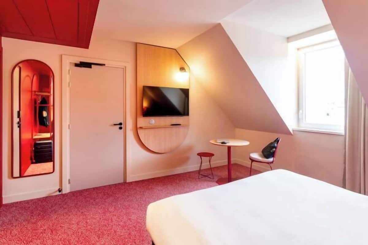Chambres insonorisées, fer et planche à repasser, lits bébé (gratuits)