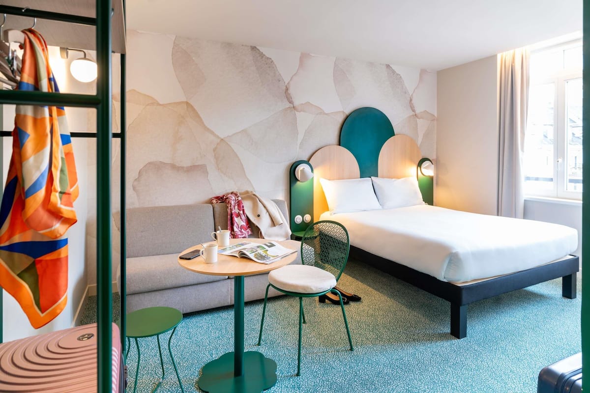 Soundproofing, iron/ironing board, free cots/infant beds, free WiFi