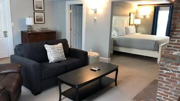 Superior Suite, Ensuite (The House 3 King Bed)