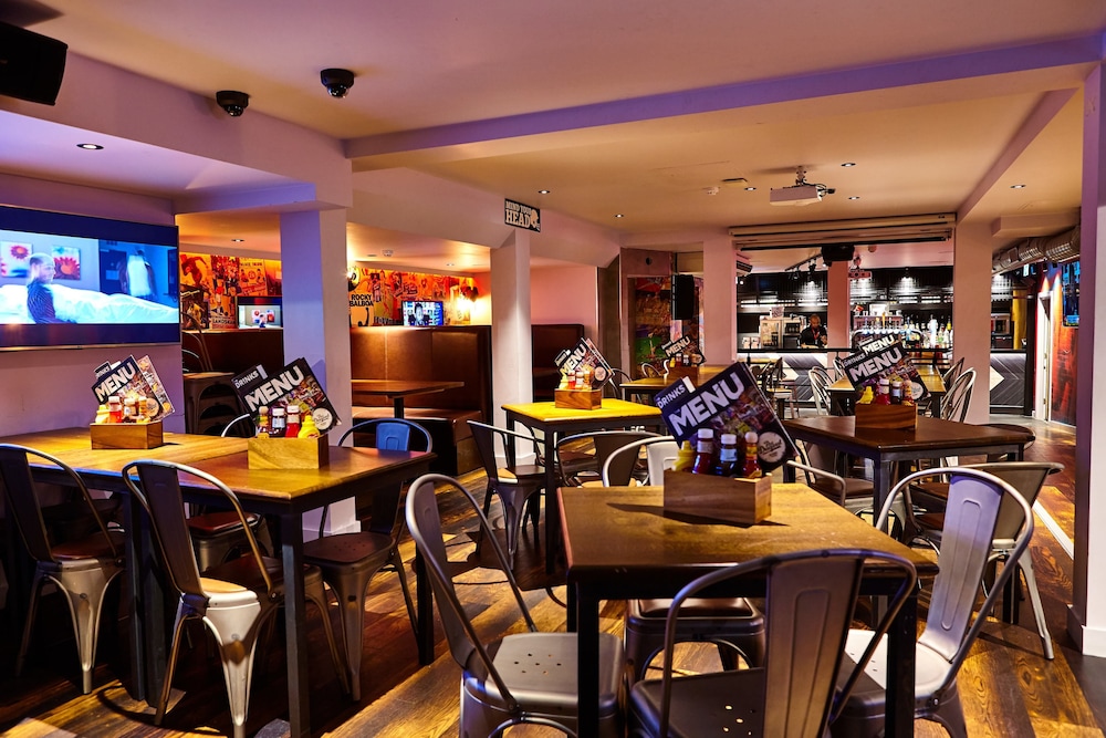 St Christopher's Inn London Bridge - The Village by null