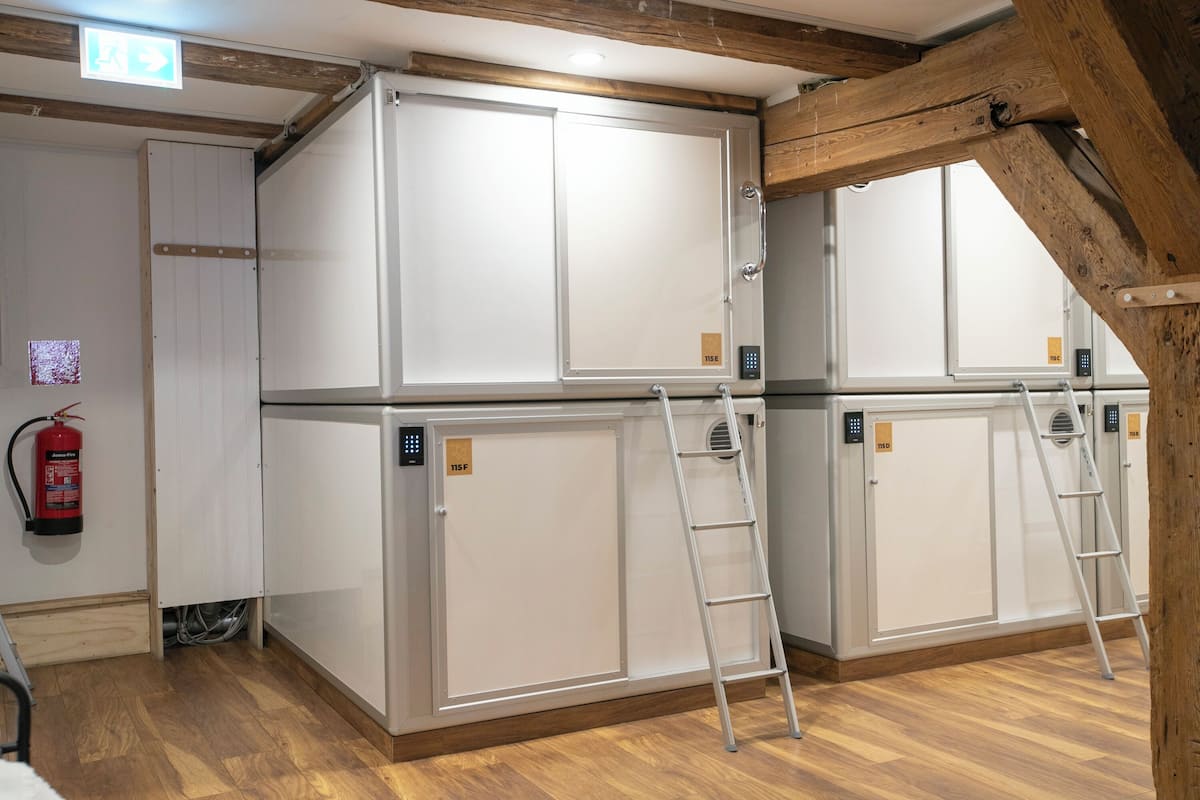 Private Double Capsule
