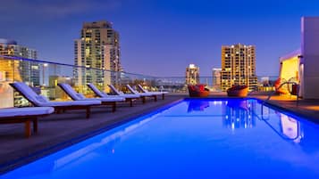 Außenpool, Cabañas (gegen Gebühr), Sonnenschirme