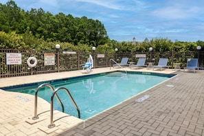 Outdoor pool, open 10:00 AM to 10:00 PM, sun loungers