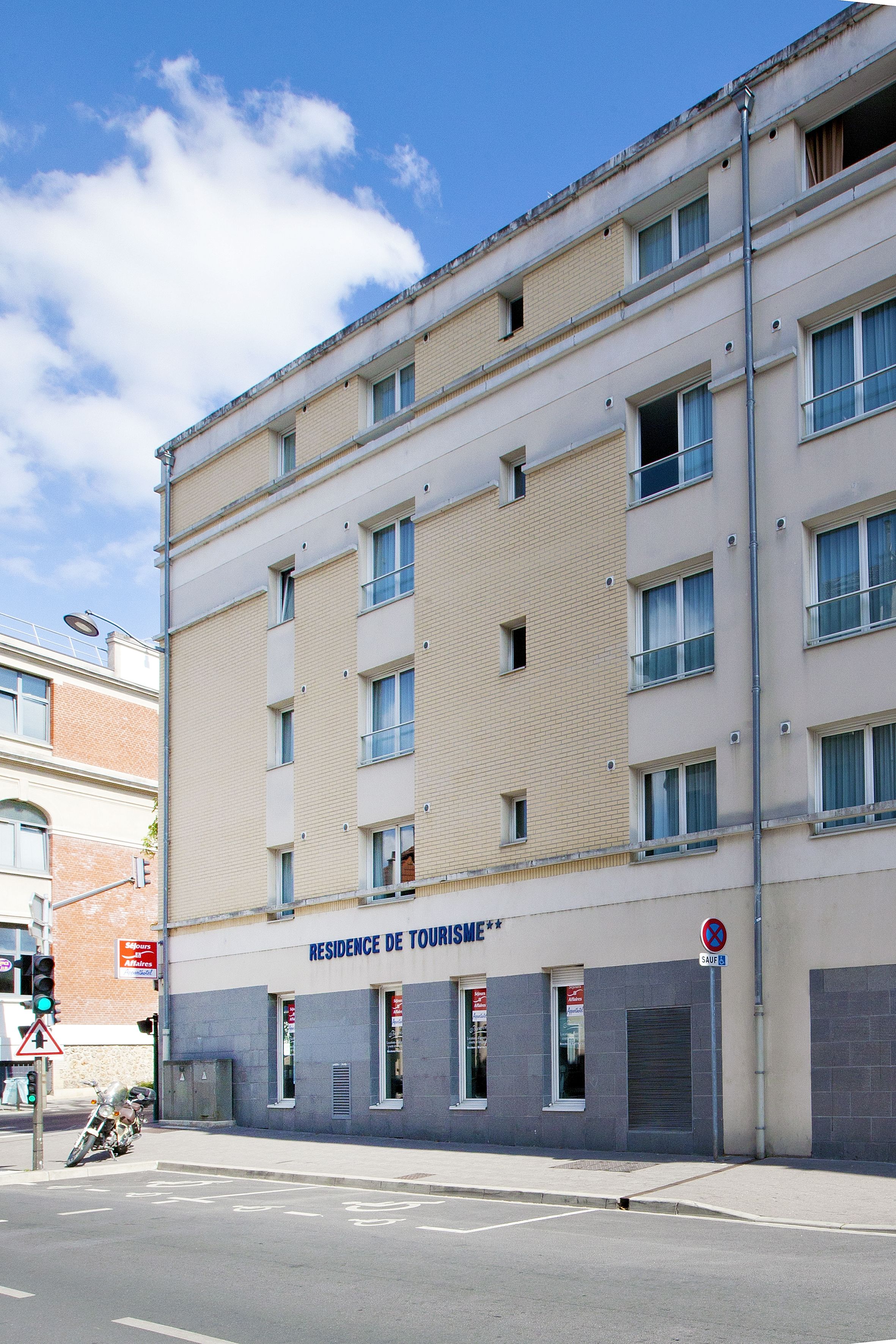 Photo - Séjours & Affaires Reims Clairmarais