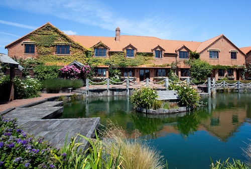 Grand Arden Monaco Nelson