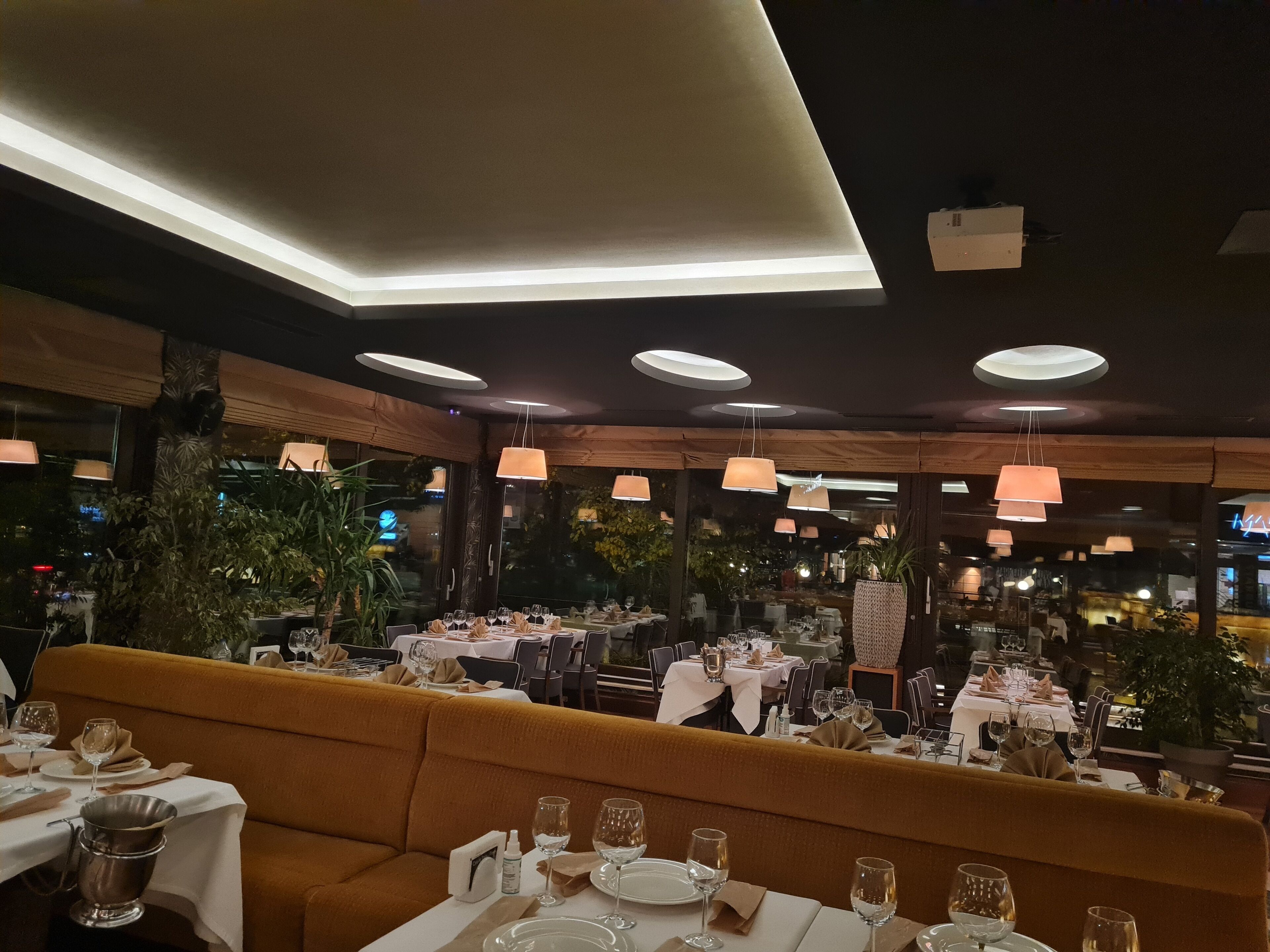 Restoran
