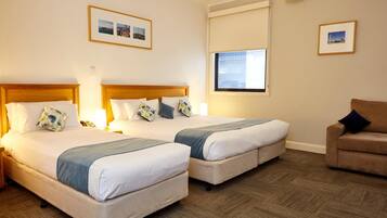 Superior King Room | In-room safe, iron/ironing board, cots/infant beds, free WiFi
