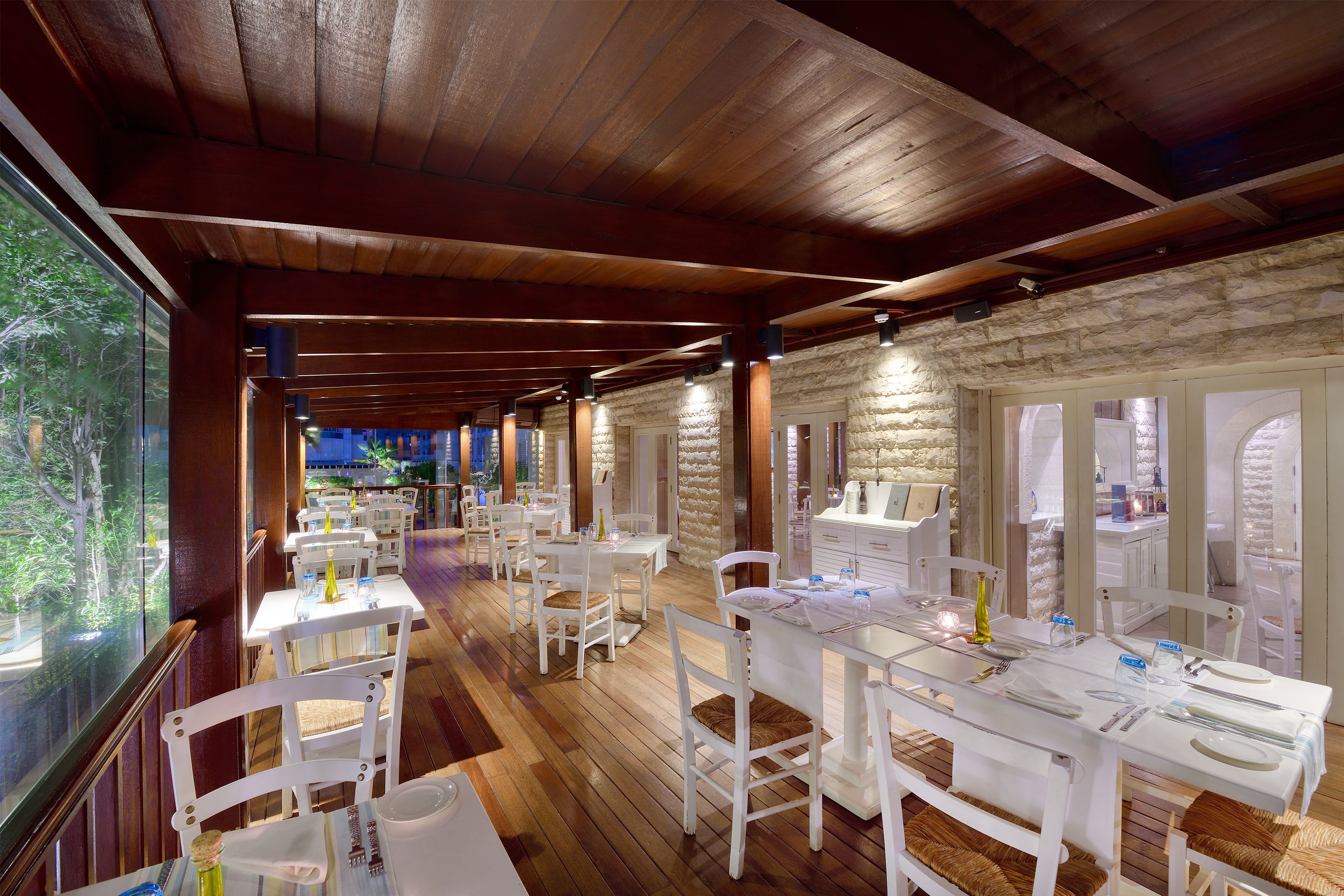 Photo - Majestic City Retreat Hotel