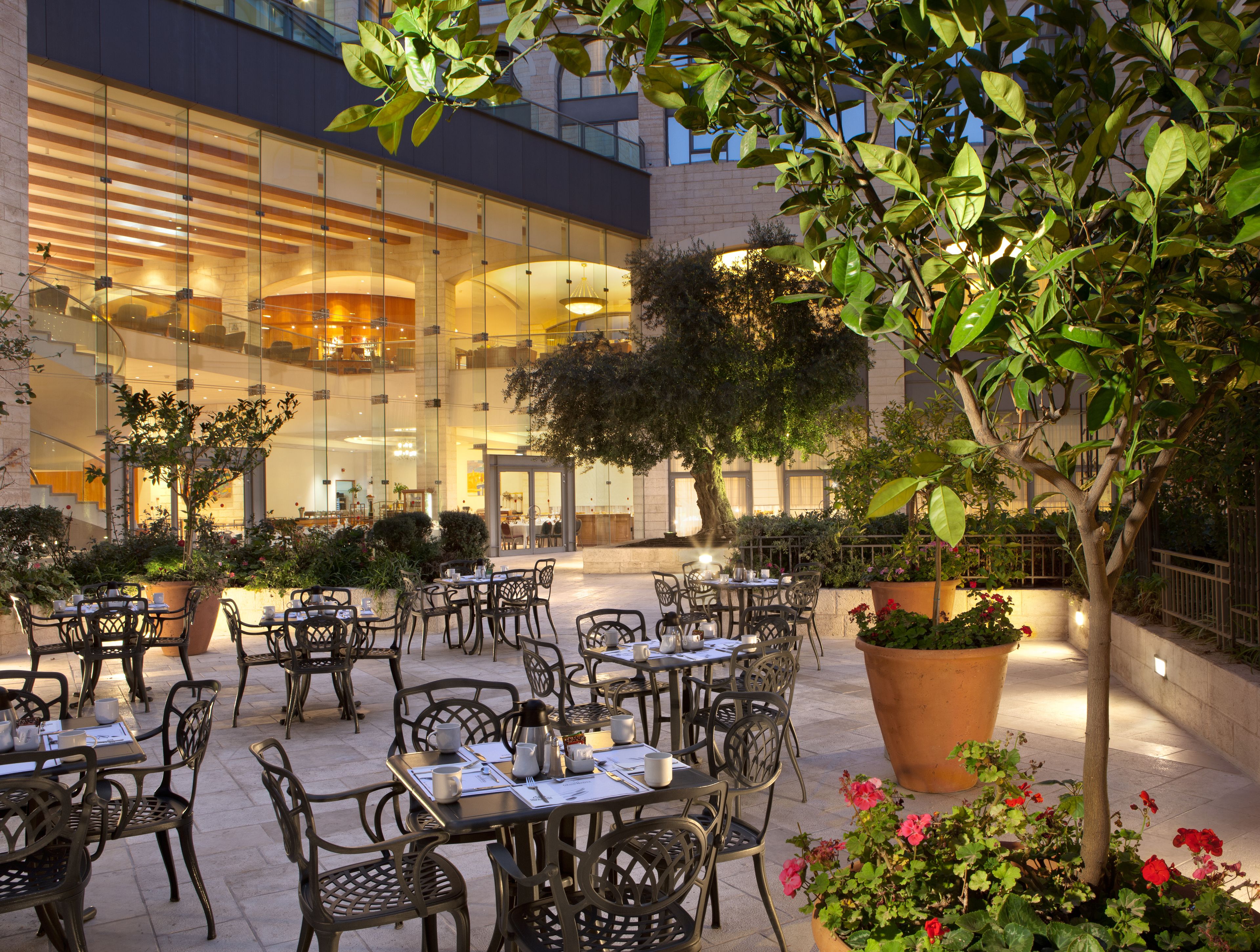 Photo - Grand Court Hotel