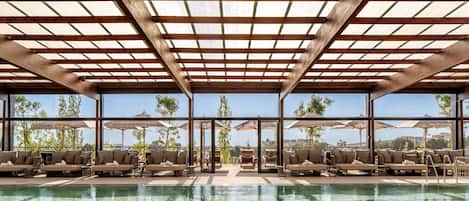 Piscine couverte