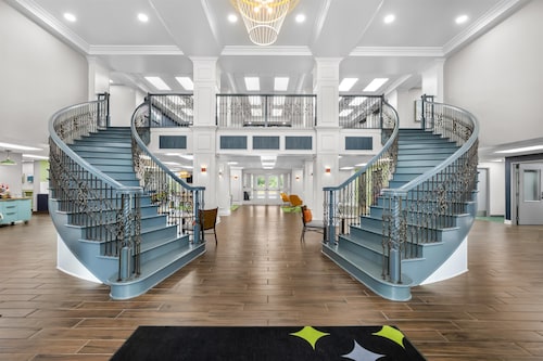 Spark by Hilton Tuscumbia Muscle Shoals
