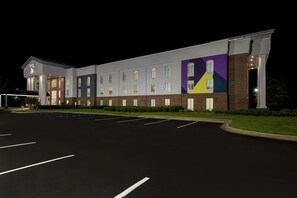 Exterior - Spark by Hilton Tuscumbia Muscle Shoals (Tuscumbia)