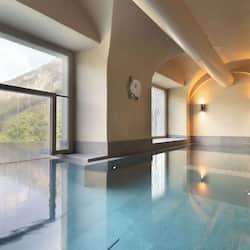 Behandelingskamers voor koppels, een sauna, een bubbelbad, een stoombad