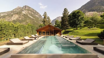 Behandlungsräume für Paare, Sauna, Whirlpool, Dampfbad