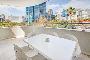 Superior-Apartment, 2 Schlafzimmer | Balkon