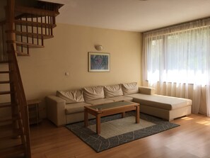 Pay films - Holiday Village Diplomat - Gloria Palace (Sofia)