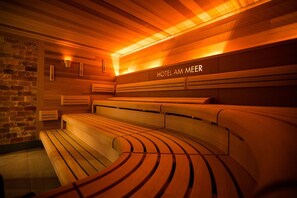 Couples treatment room(s), sauna, steam room, body treatments - Hotel Am Meer & Spa (Binz)