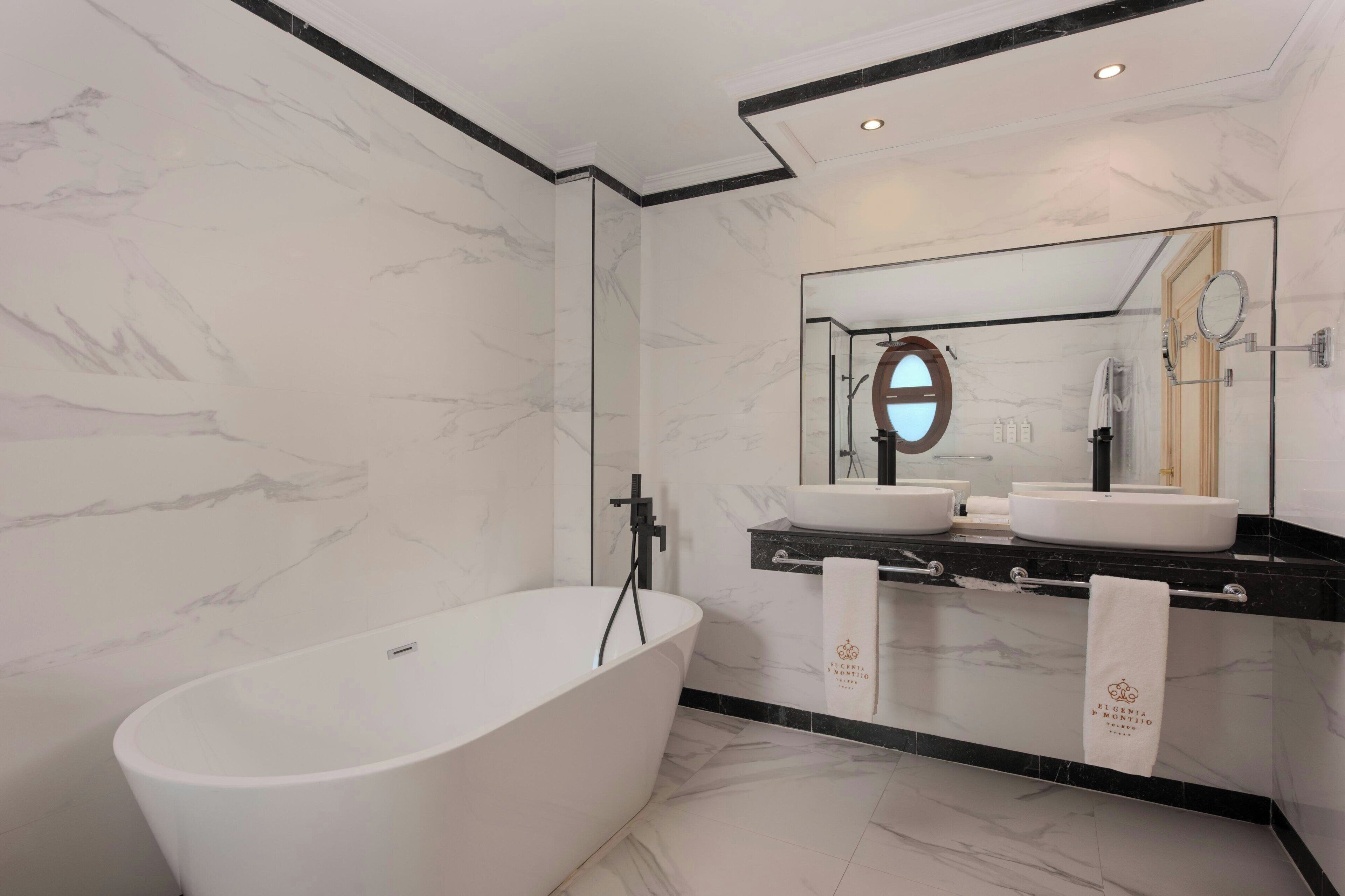 Photo - Eugenia de Montijo, Autograph Collection