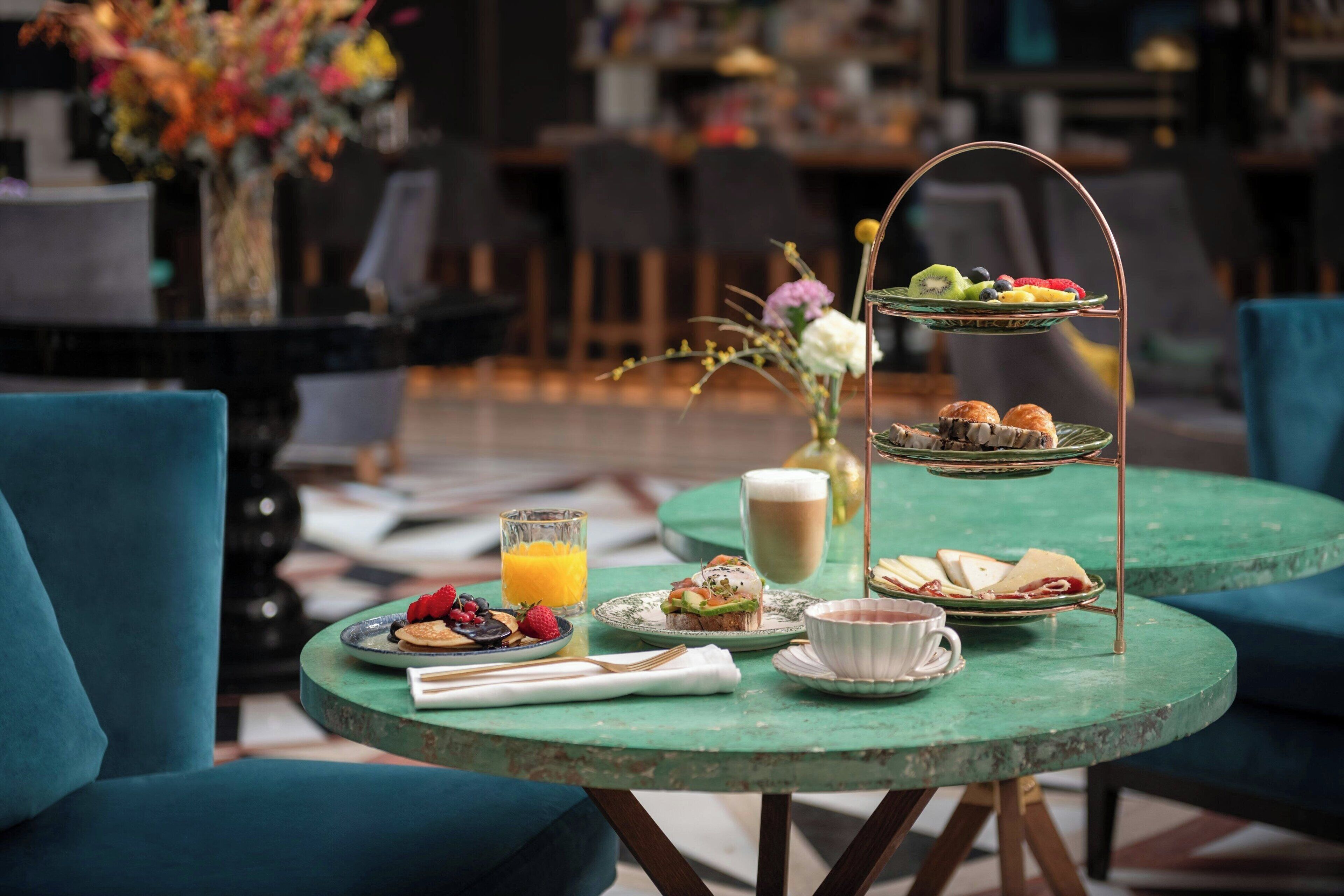 Photo - Eugenia de Montijo, Autograph Collection