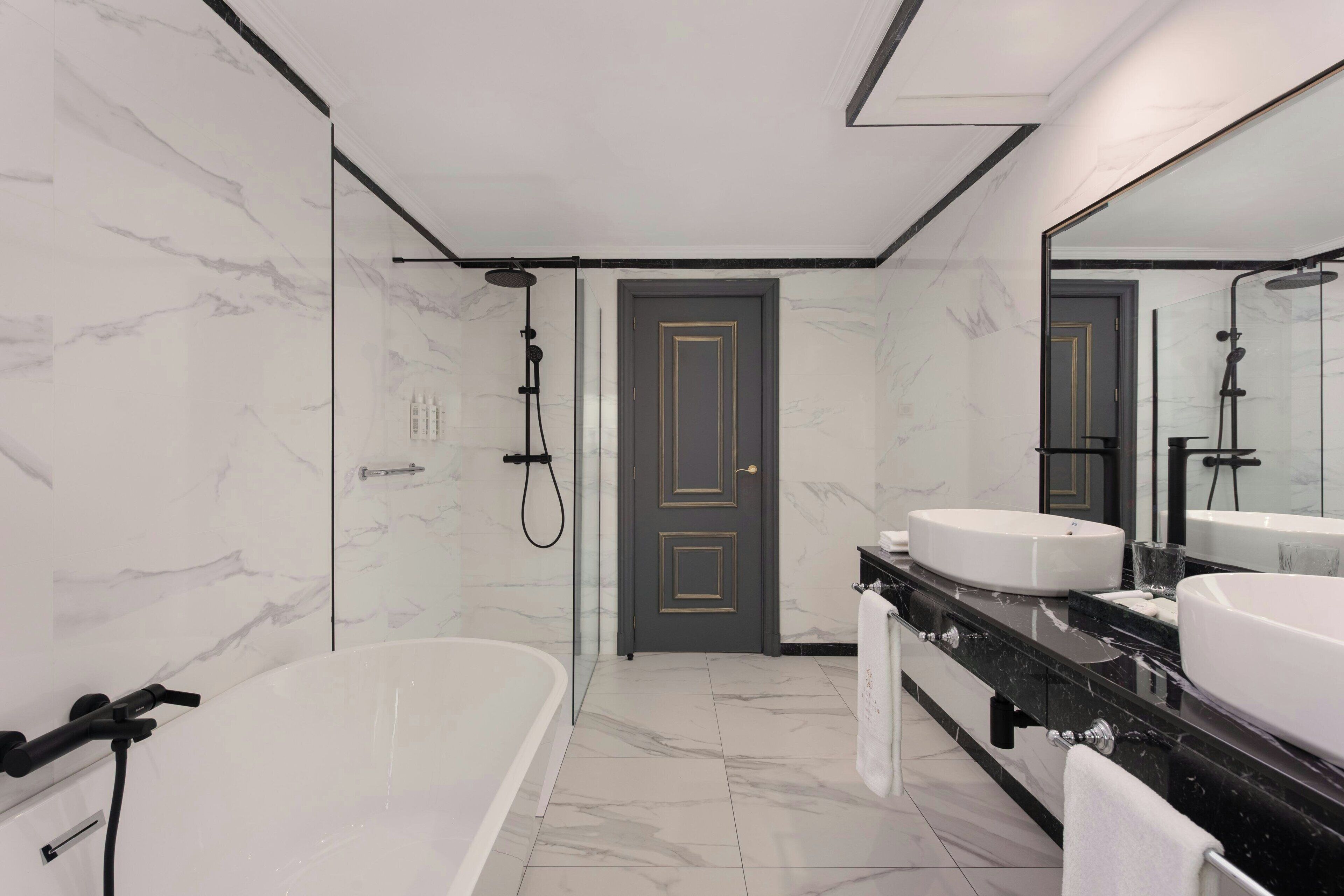 Photo - Eugenia de Montijo, Autograph Collection