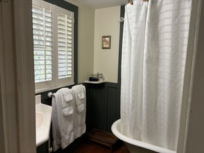 Standard Double Room, Private Bathroom (Stems & Petals) | Bathroom - Folkestone Inn (Bryson City)