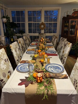 Dining - Folkestone Inn (Bryson City)