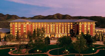 Four Seasons Hotel Los Angeles at Westlake Village