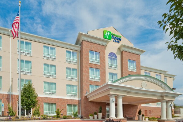 Exterior - Holiday Inn Express Hotel & Suites Bethlehem by IHG (Hellertown)