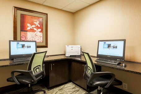 Hampton Inn Nanuet - Image 27