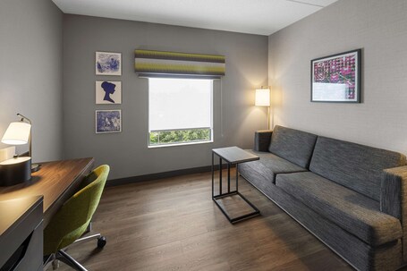 Hampton Inn Nanuet - Image 29