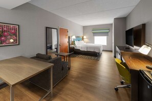 Premium bedding, pillow-top beds, in-room safe, desk - Hampton Inn Nanuet (Nanuet)