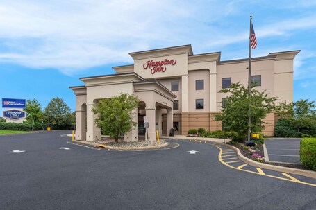Hampton Inn Nanuet - Image 18