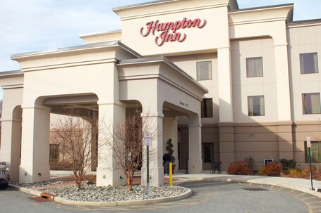Hampton Inn Nanuet - Image 4
