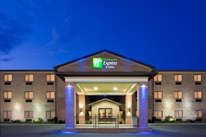 Exterior - Holiday Inn Express Hotel & Suites ELKINS by IHG (Elkins)