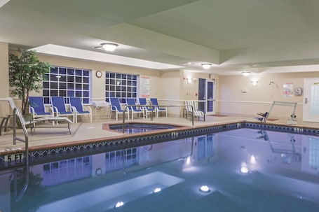 Una piscina techada