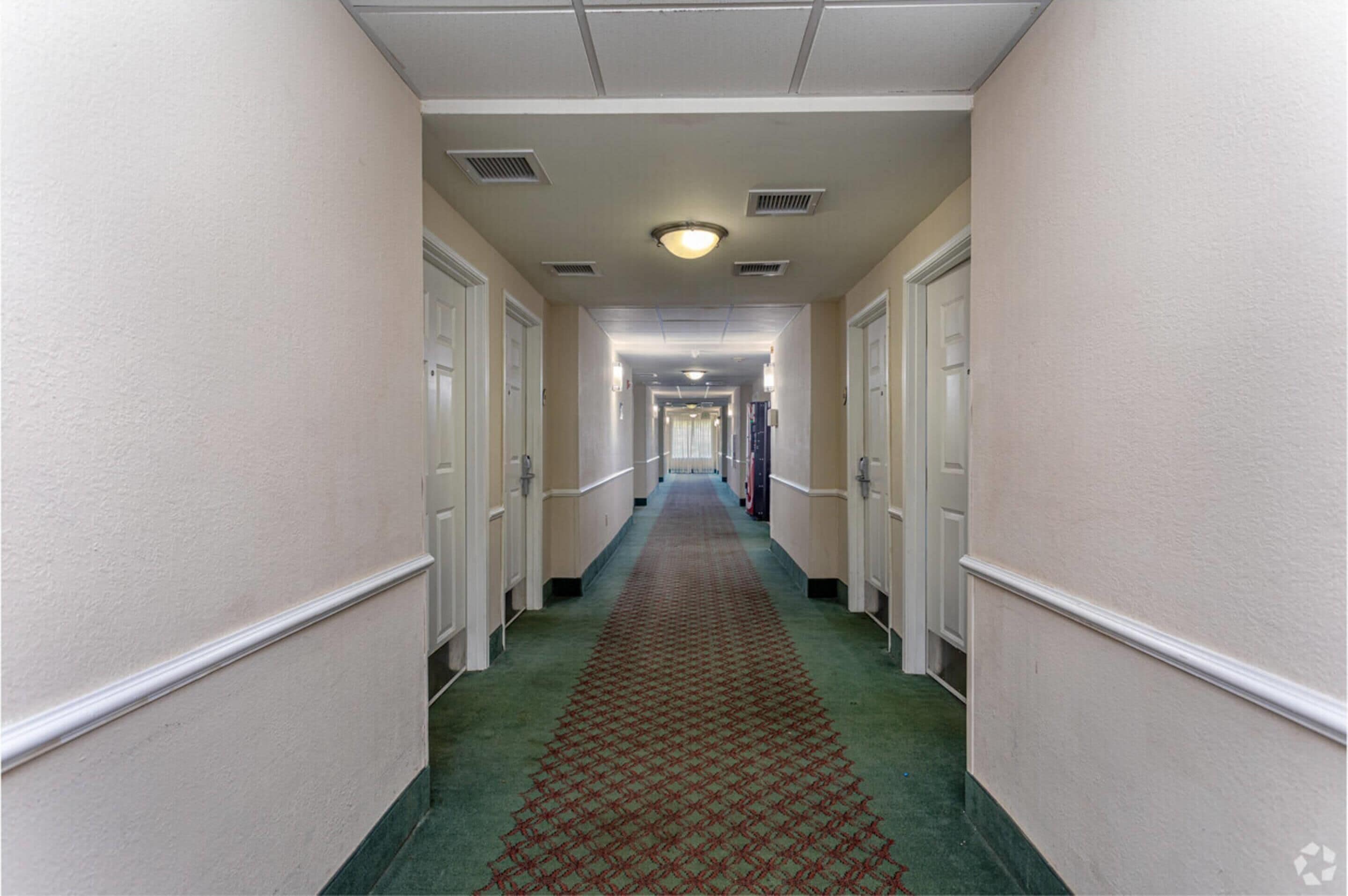 Photo - La Quinta Inn and Suites Fort Myers I-75