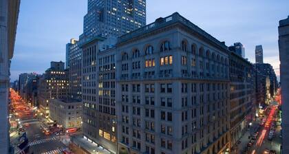 U Hotel Fifth Avenue