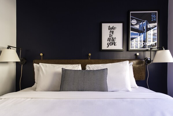 Roupas de cama premium, escrivaninha, ferros/tábuas de passar roupa