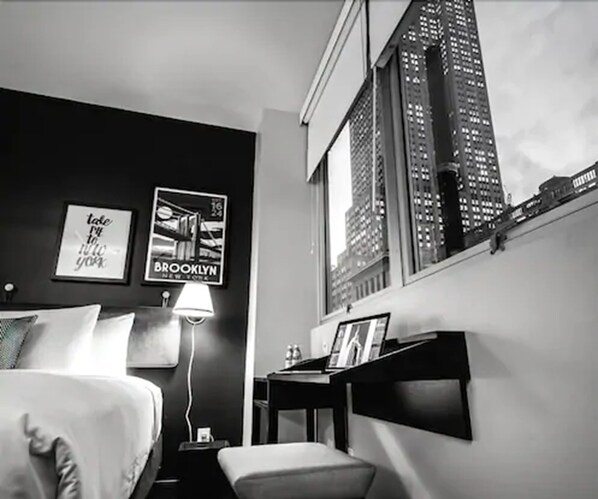 高級寢具、書桌、熨斗/熨衣板、免費無線上網