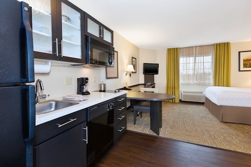 キャンドルウッド スイーツ ポラリス by IHG