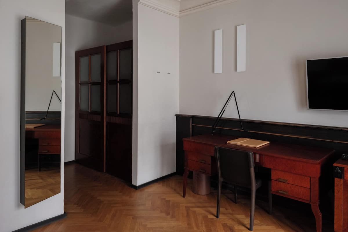 Premium bedding, minibar, in-room safe, individually decorated