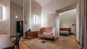 Articles de toilette de luxe, sèche-cheveux, peignoirs, chaussons