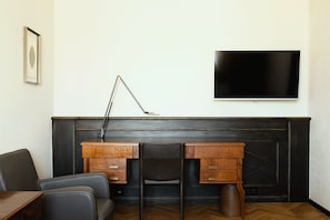Standard Single Room | Premium bedding, minibar, in-room safe, individually decorated
