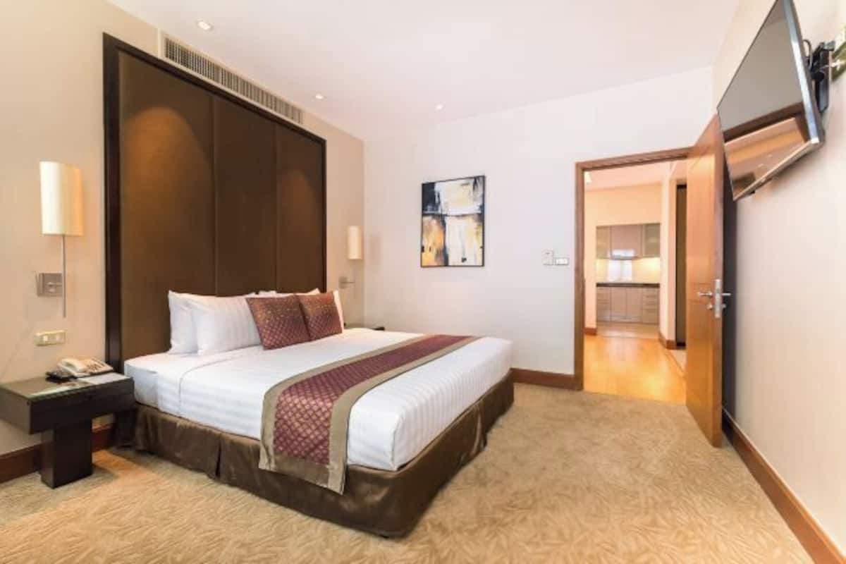 3 bedrooms, in-room safe, individually decorated, individually furnished