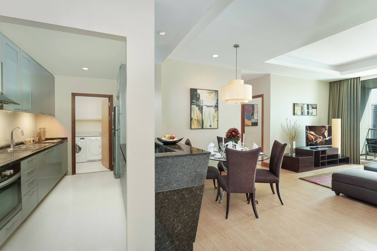 Executive Apartment, 2 Bedrooms | Living area | TV
