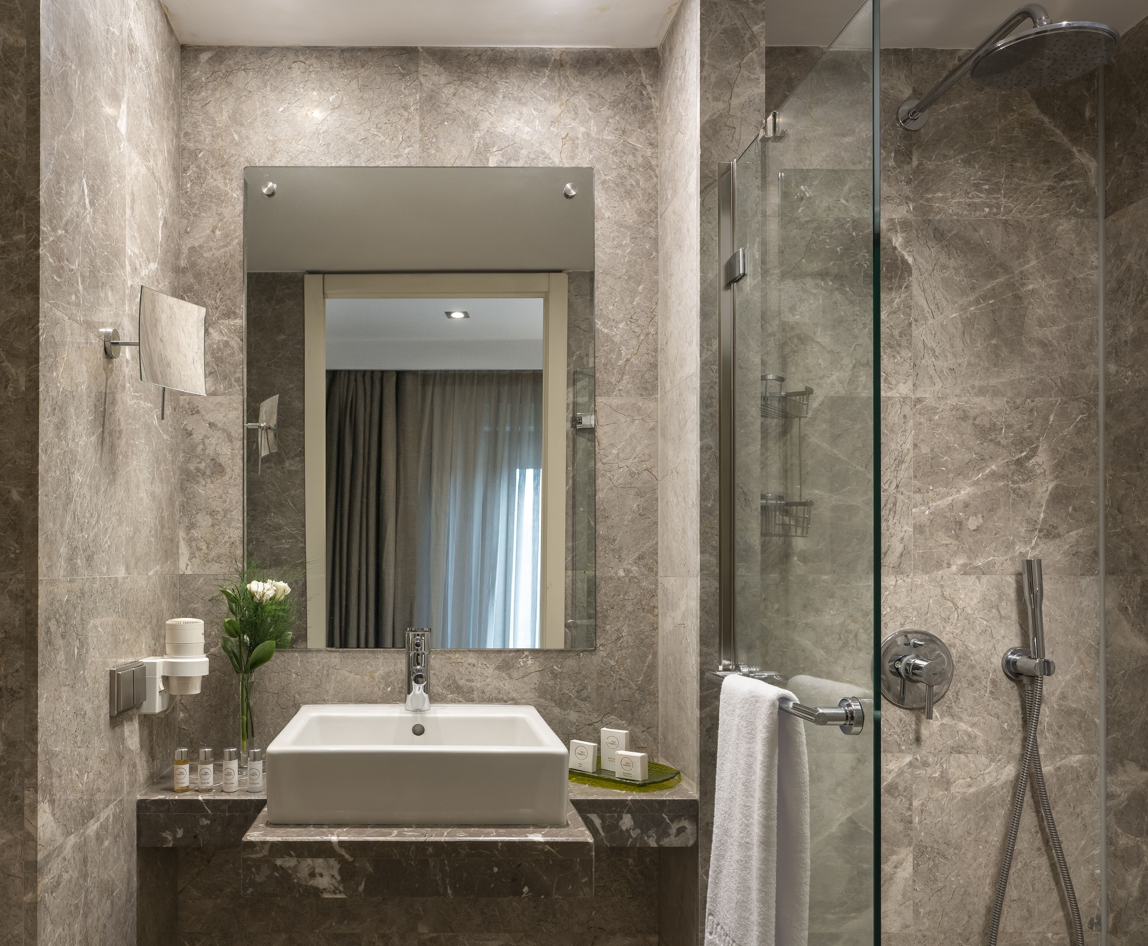 2x2 adjoining family | bathroom | shower, rainfall showerhead, free toiletries, hair dryer