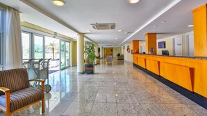 Lobby - Dubai Macaé by Atlântica (Macaé)