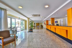 Lobby - Dubai Macaé by Atlântica (Macaé)