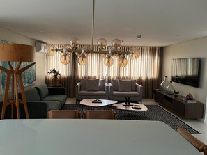 Presidential Suite, 1 King Bed | Living area