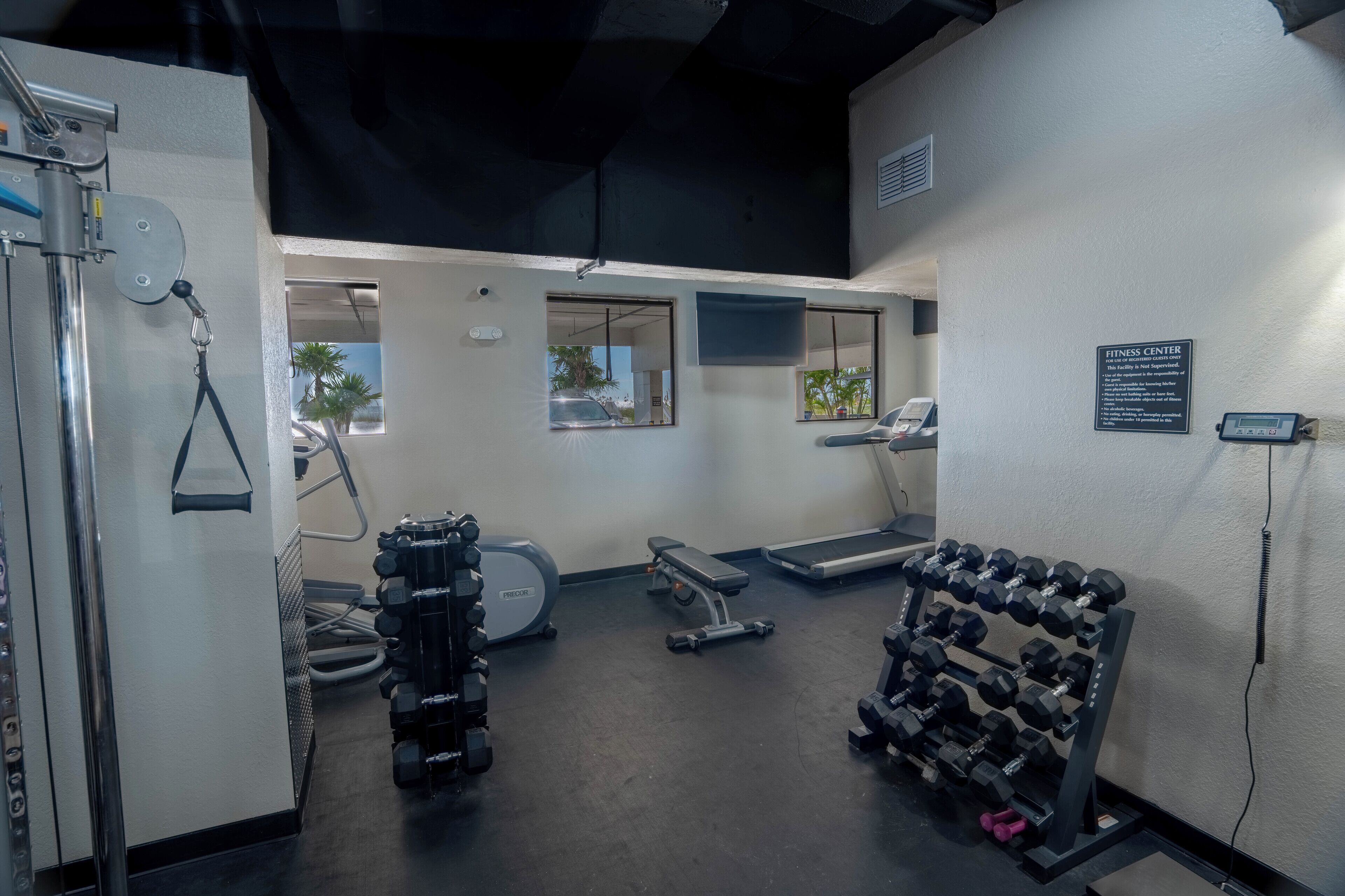 Photo - Barefoot Beach Club